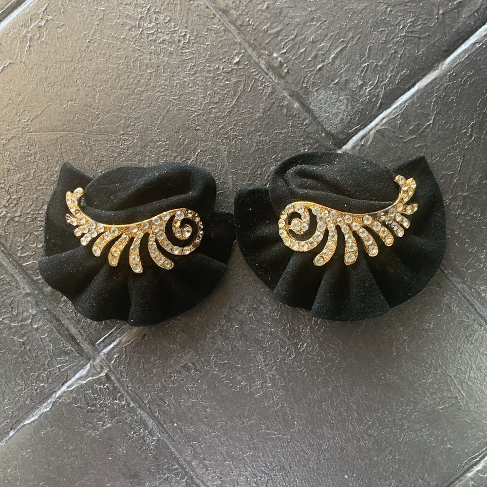 Lovely Vintage Rhinestone design Felt Shoe clips, Unmarked